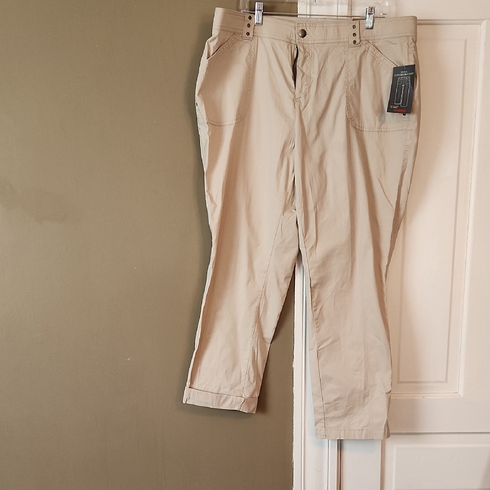NWT Avenue Tan Chinos Comfortable Khakis